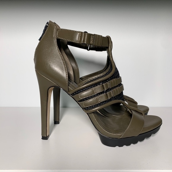 BCBG Olive Green Katya High-Heel, Size 8 - Picture 16 of 17